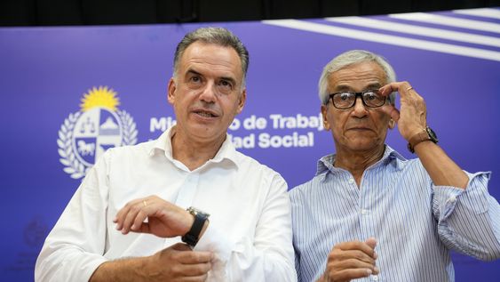 Yamandú Orsi y Juan Castillo Yamandú Orsi y Juan Castillo