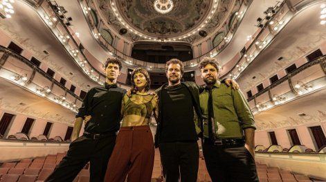 José Matteucci, Julieta Sciasci, Bruno Moreno y Alexis Thompson hacen Música para volar