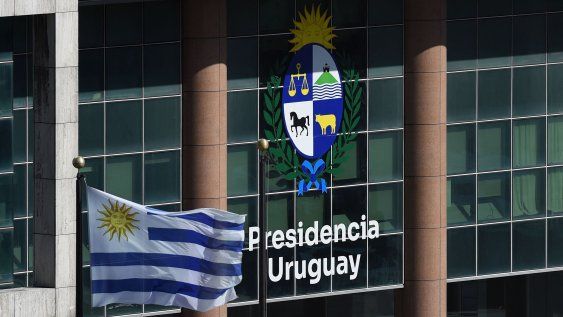 Torre Ejecutiva, sede de la Agesic Torre Ejecutiva, sede de la Agesic