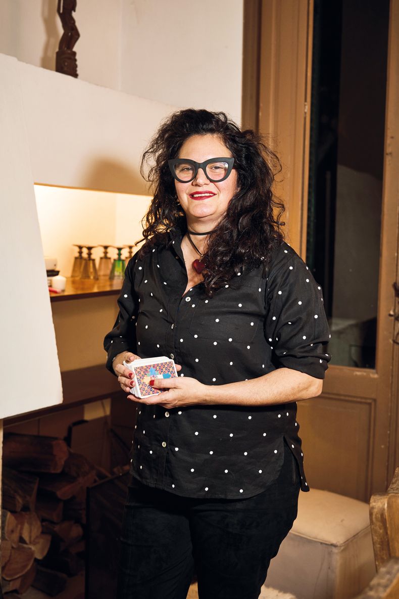 La tarotista Jimena Carnales, que adem&aacute;s es psic&oacute;loga social, compar&oacute; la tirada de cartas con una consulta al m&eacute;dico: &ldquo;Cuanto m&aacute;s le cuentes, antes va a llegar a un diagn&oacute;stico certero&rdquo;.
