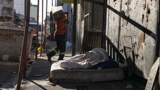 Calle en el Centro de Montevideo durante la ola de frío polar Calle en el Centro de Montevideo durante la ola de frío polar