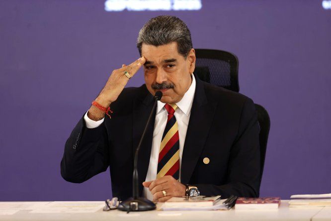 El presidente de Venezuela, Nicolás Maduro, habla en una rueda de prensa en Caracas (Venezuela).