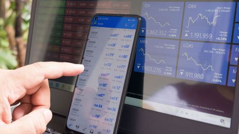 imagen de Baja de precio de criptoactivos: ¿comprar o seguir a la “manada”?