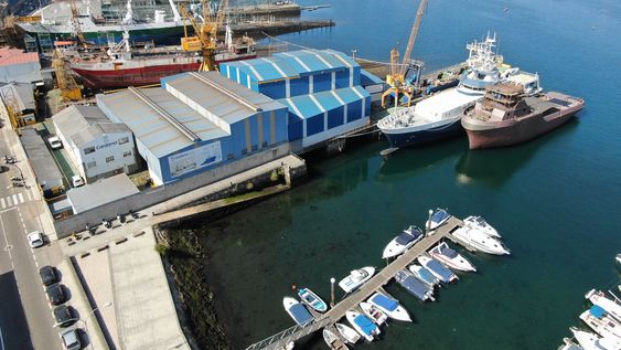 El Ministerio de Defensa autorizó un nuevo pago para que Cardama continúe la construcción de los buques en su astillero de la ciudad de Vigo El Ministerio de Defensa autorizó un nuevo pago para que Cardama continúe la construcción de los buques en su astillero de la ciudad de Vigo