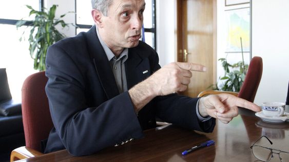 imagen de Presidente de UTE defiende su gestión frente al “montón de gente que habla y no sabe nada”; proyecta expansión de generación solar imagen de Presidente de UTE defiende su gestión frente al “montón de gente que habla y no sabe nada”; proyecta expansión de generación solar