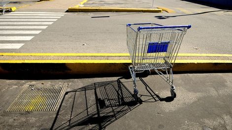 imagen de La industria, el comercio y el agro perdieron ocupados, que migraron hacia sectores más dinámicos de la economía