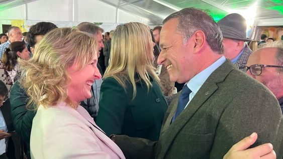 Laura Raffo y Álvaro Delgado son los principales precandidatos blancos. Foto: Facebook Laura Raffo Laura Raffo y Álvaro Delgado son los principales precandidatos blancos. Foto: Facebook Laura Raffo