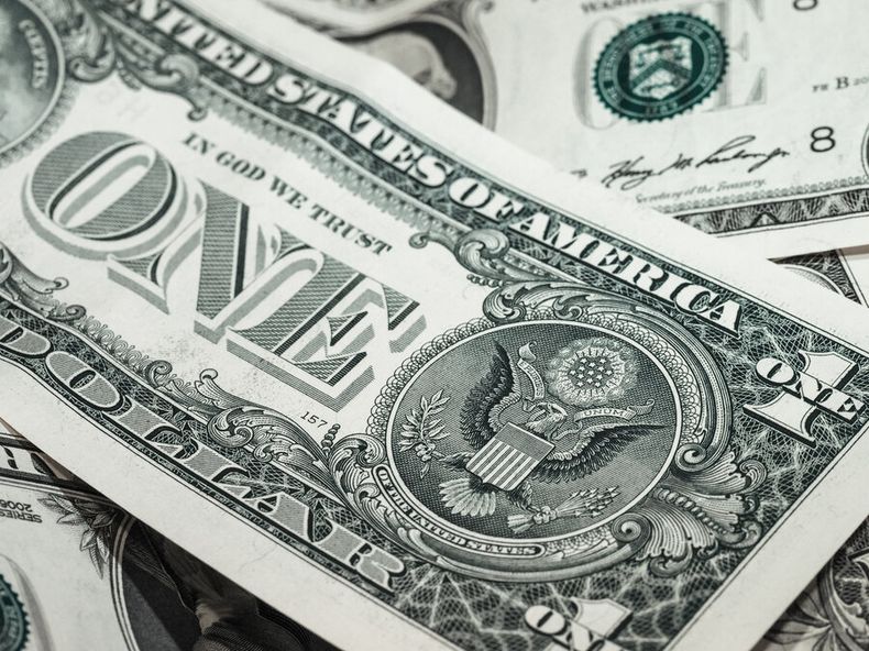 imagen de Baja del precio del dólar hizo perder competitividad en agosto