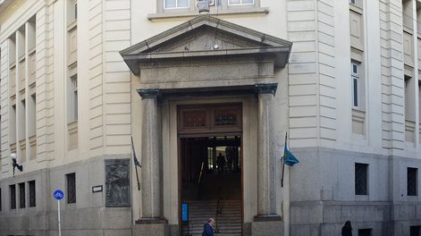 Fachada de la Administración Nacional de Correos